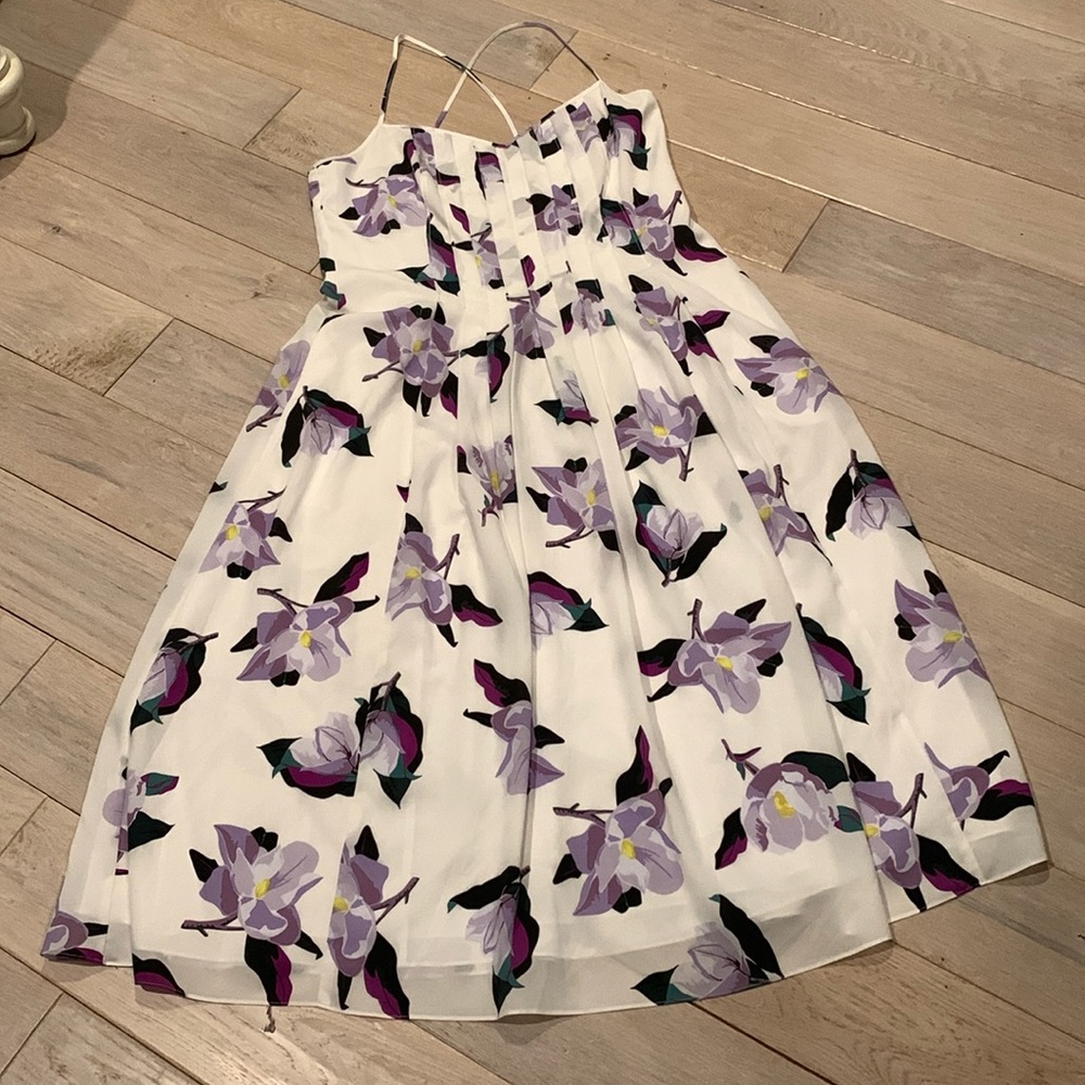 Banana Republic white purple floral midi dress. Halter straps pleated upper 12P